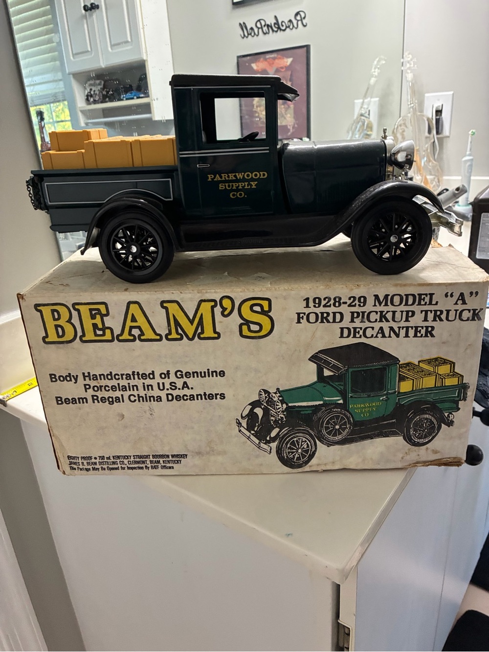 Beam's 1928-29 Model 'A' Ford Pickup Truck Decanter - Original Box and Paperwork